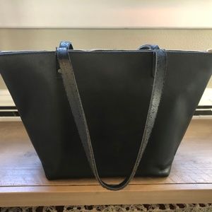 Portland Leather Large Zip Tote Black